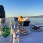 Evia Bay And Retreats