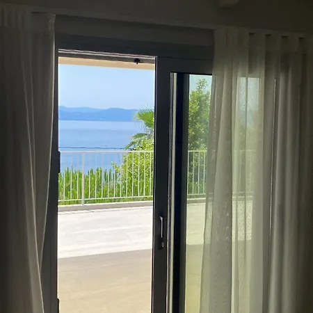 Aparthotel Evia Bay And Retreats