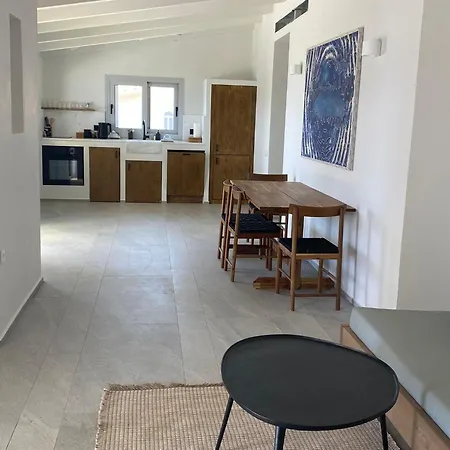 Evia Bay And Retreats