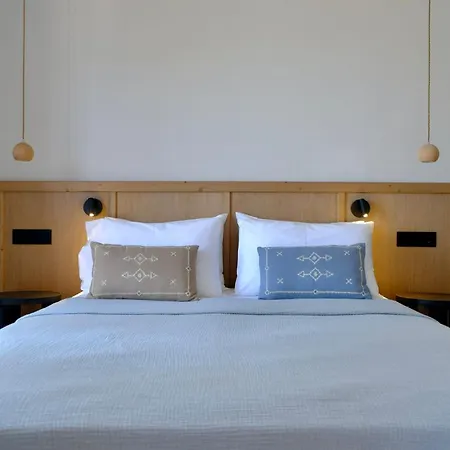Evia Bay And Retreats Aparthotel 4*