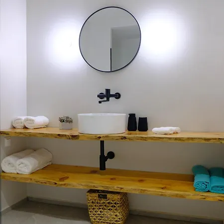 Ξενοδοχείο με διαμερίσματα Evia Bay And Retreats