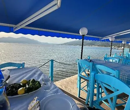 Ξενοδοχείο με διαμερίσματα Evia Bay And Retreats Αιδηψός