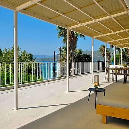 Evia Bay And Retreats 4*