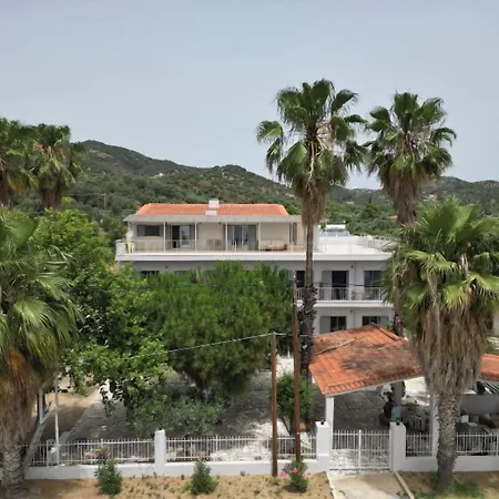 Evia Bay And Retreats