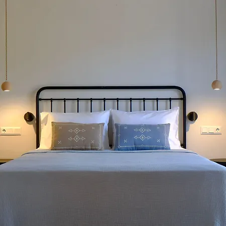 Aparthotel Evia Bay And Retreats