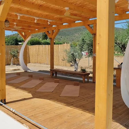 Evia Bay And Retreats