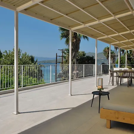 Evia Bay And Retreats 4*