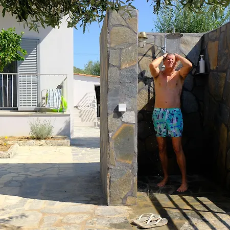 Aparthotel Evia Bay And Retreats